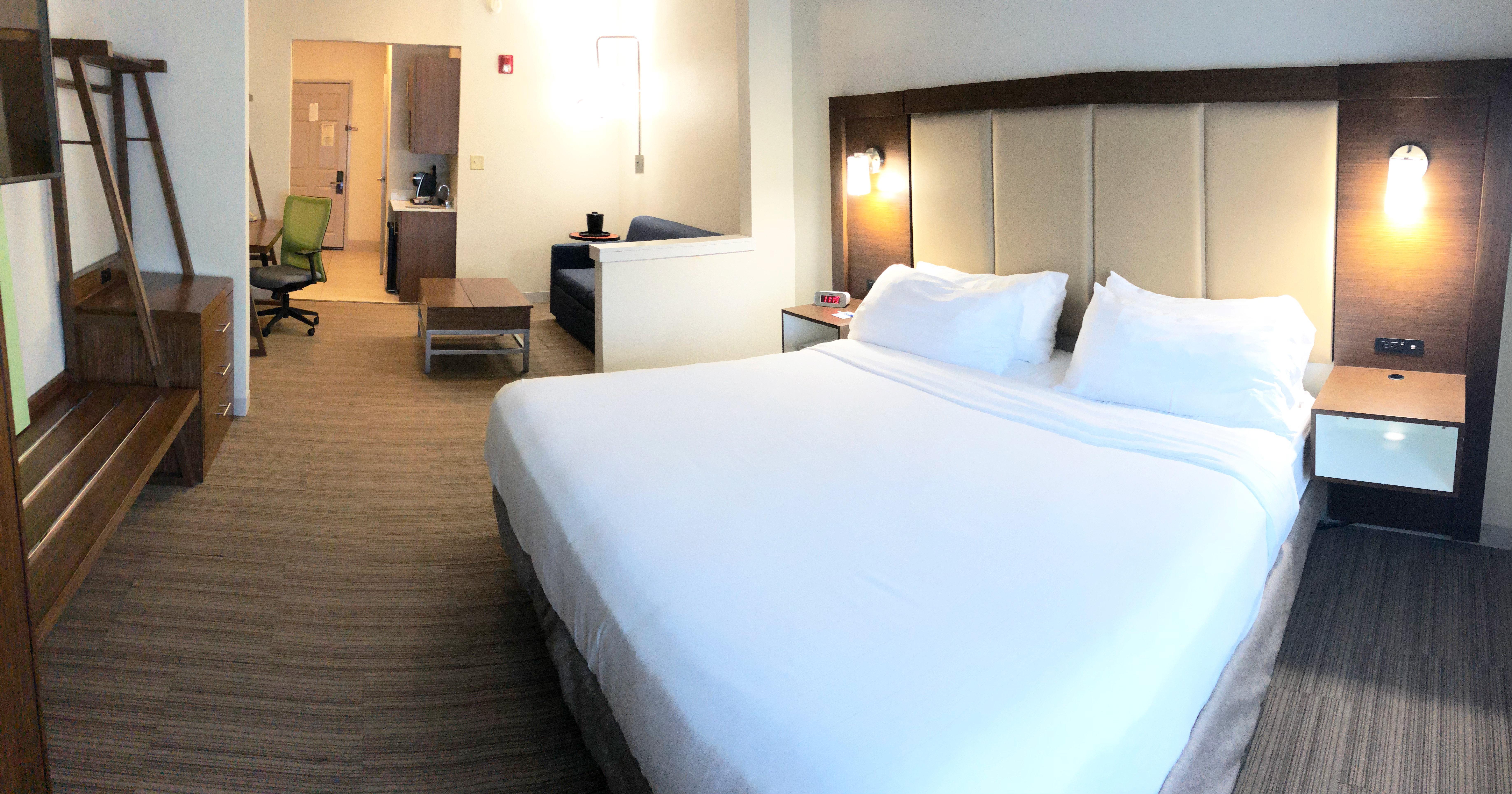 Holiday Inn Express Hotel & Suites Greenville By Ihg Extérieur photo