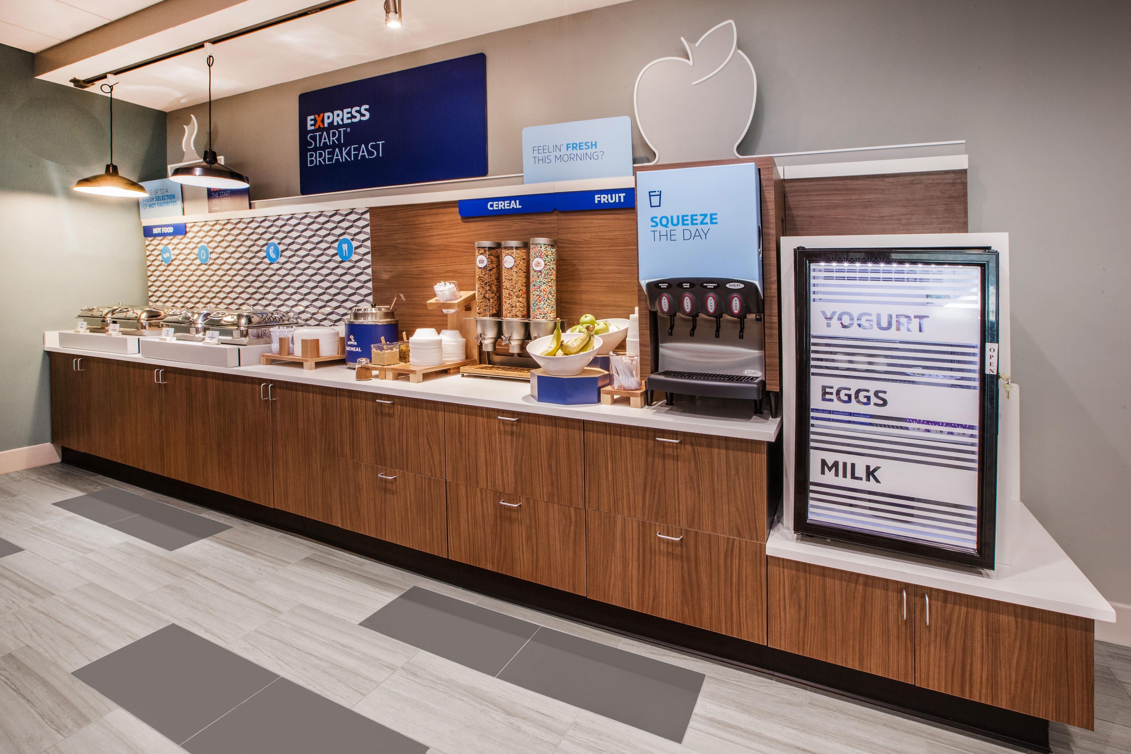 Holiday Inn Express Hotel & Suites Greenville By Ihg Extérieur photo