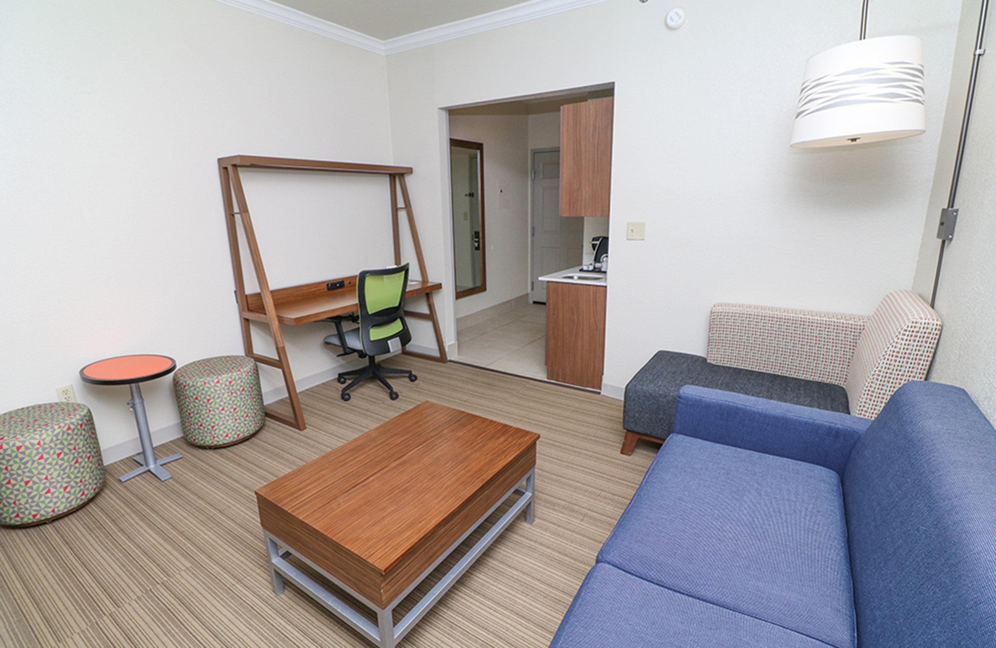 Holiday Inn Express Hotel & Suites Greenville By Ihg Extérieur photo