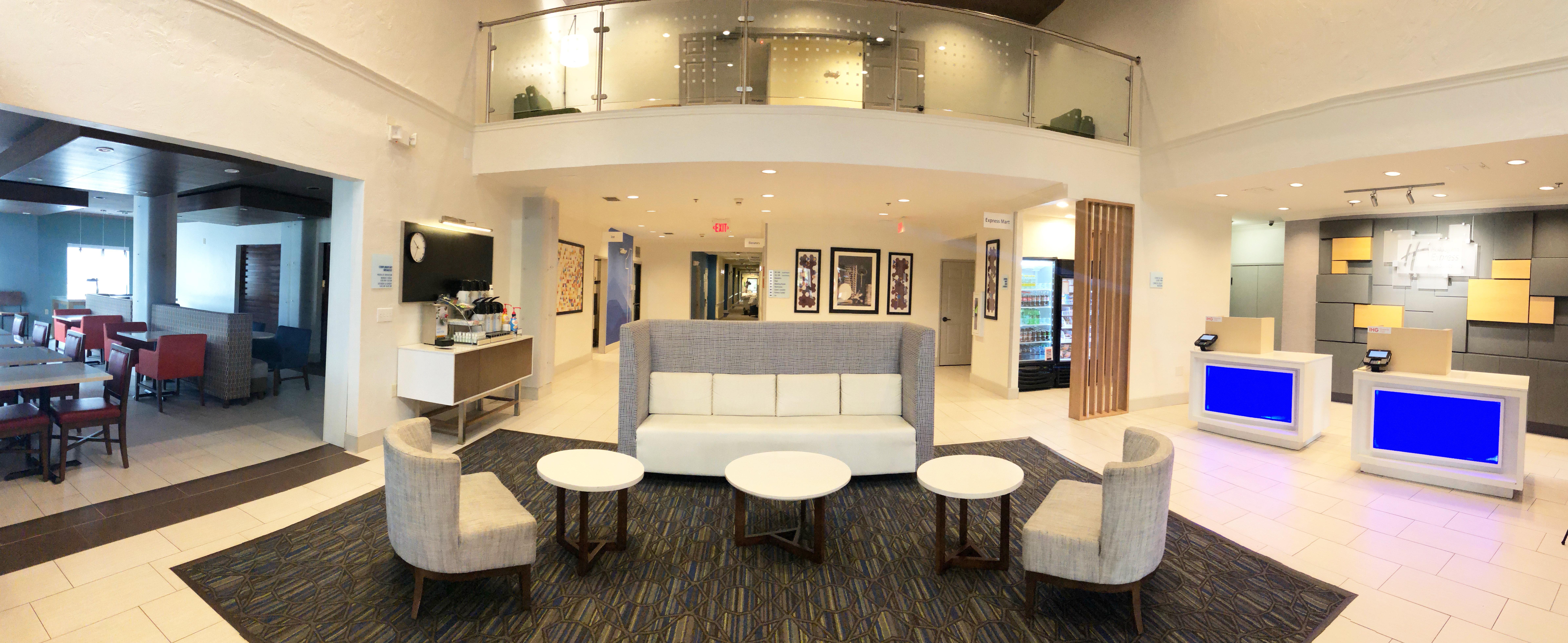 Holiday Inn Express Hotel & Suites Greenville By Ihg Extérieur photo