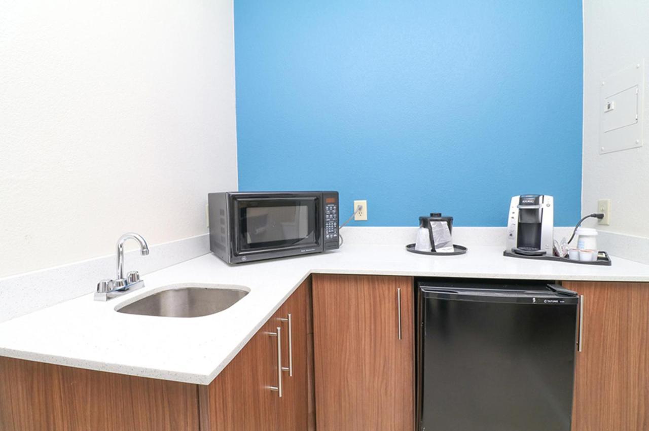 Holiday Inn Express Hotel & Suites Greenville By Ihg Extérieur photo