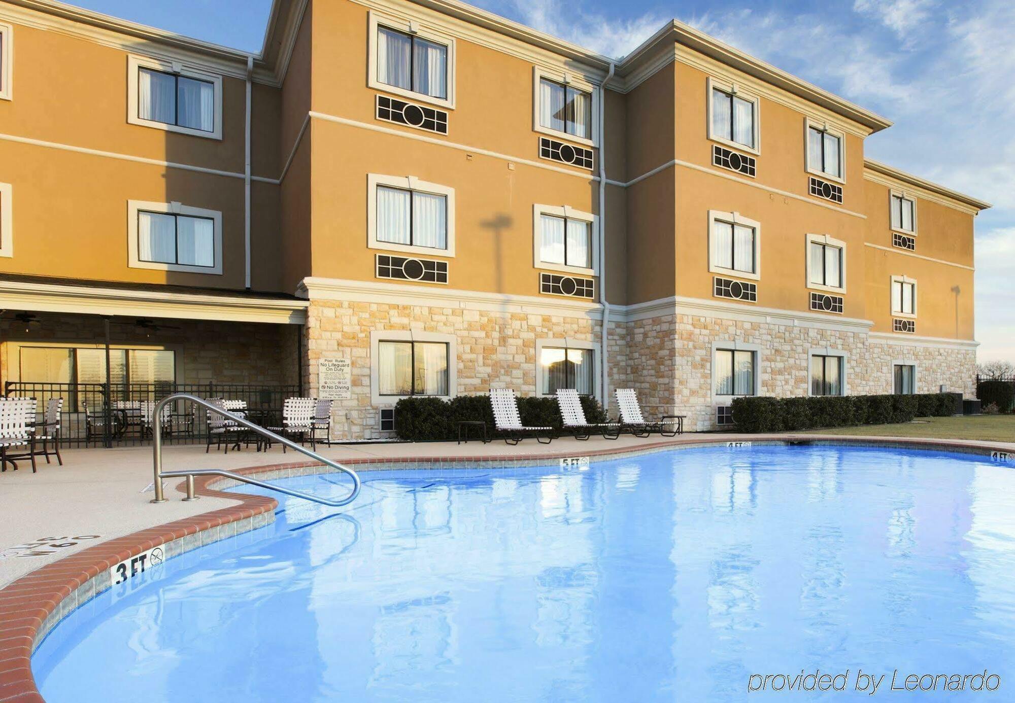 Holiday Inn Express Hotel & Suites Greenville By Ihg Extérieur photo
